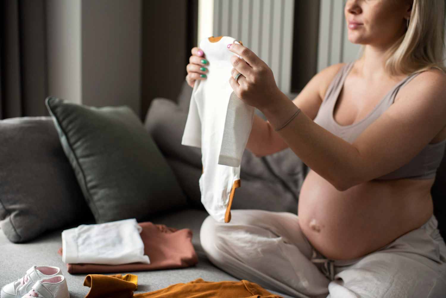 Packing Your Hospital Bag: Essentials vs ‘Yeah Nahs’
