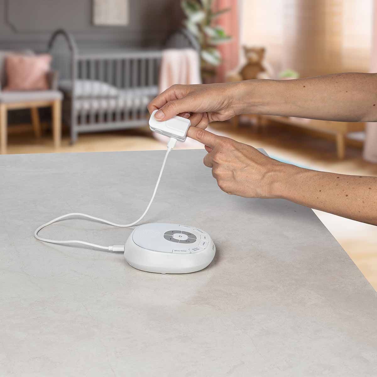 Oricom Sound Soother with Heartbeat Recording sound machine for baby. MOD & TOD