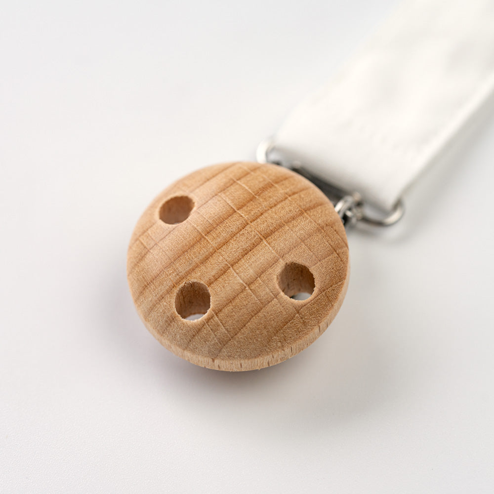 River & Oak Baby Dummy Pacifier Clip - White | modandtod.com
