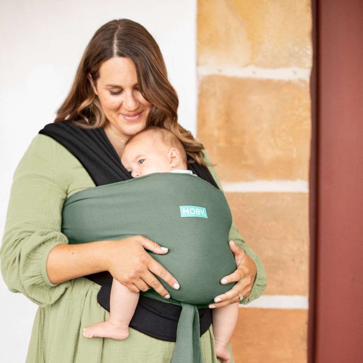 Moby Easy Wrap - Olive/Onyx baby carrier for mum and baby. MOD & TOD