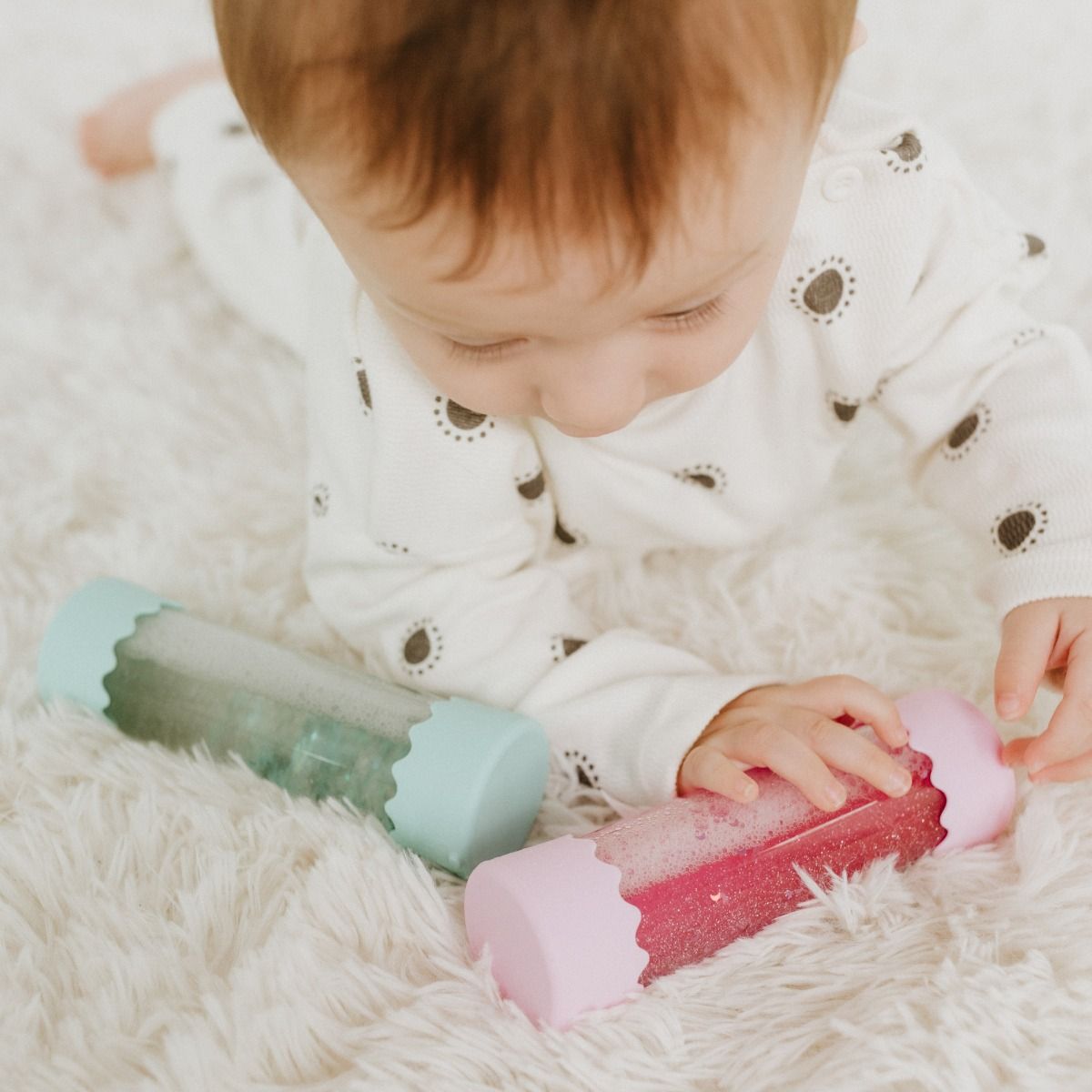 Jellystone Designs Baby Calm Down Bottle - Bubblegum | Baby Sensory Comfort Toy | modandtod.com