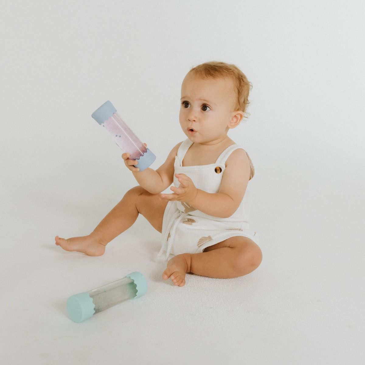 Jellystone Designs Baby Calm Down Bottle - Soft Blue | Baby Sensory Comfort Toy | modandtod.com