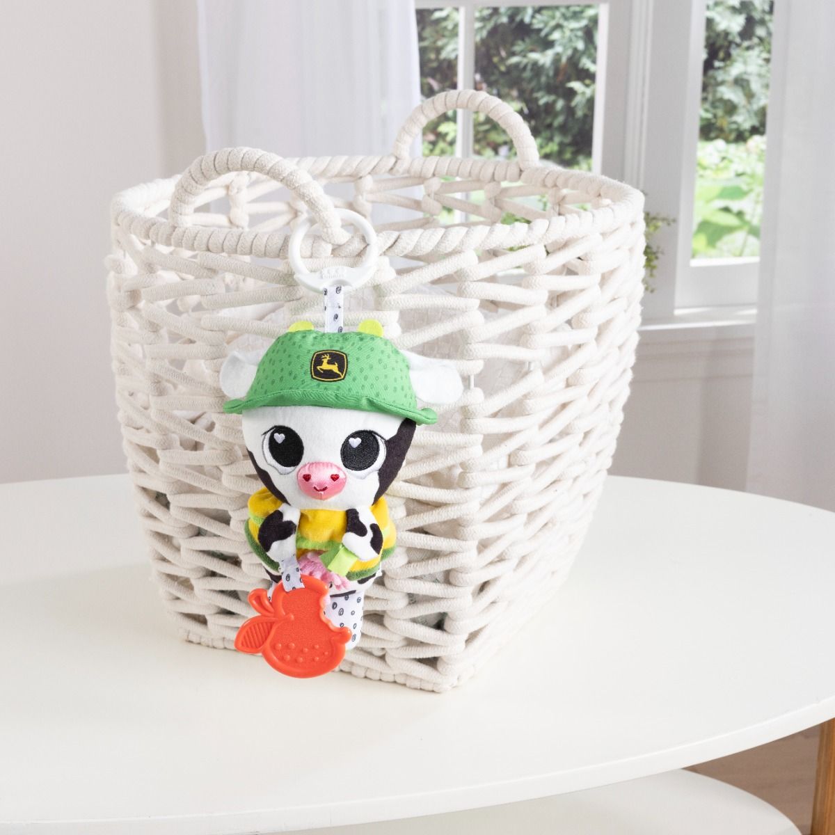 Lamaze Bella the Cow - Clip & Go | Sensory Toy | Comfort Toy | Baby Toy | modandtod.com