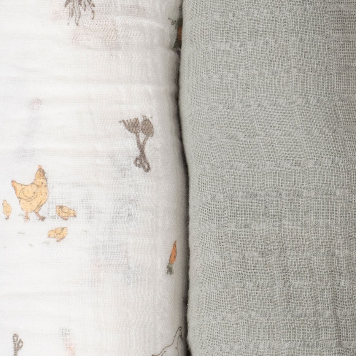 The Little Linen Company LITTLE LINEN MUSLIN WRAPS 3PK - FARMYARD LAMB | modandtod.com