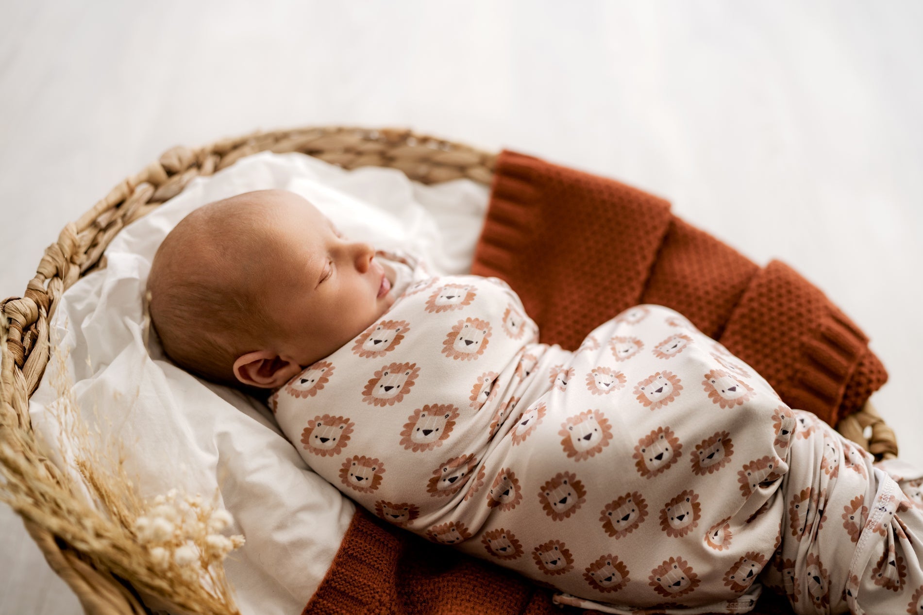 Swaddling for Colicky Babies: Can It Help Reduce Fussiness?