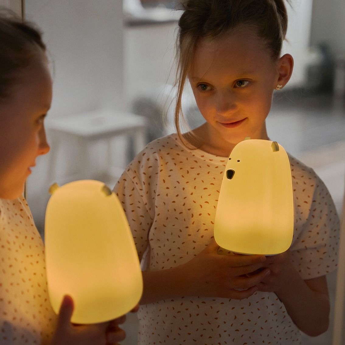 Rabbit & Friends BIG BEAR SILICONE NIGHT LIGHT WITH REMOTE CONTROL | modandtod.com