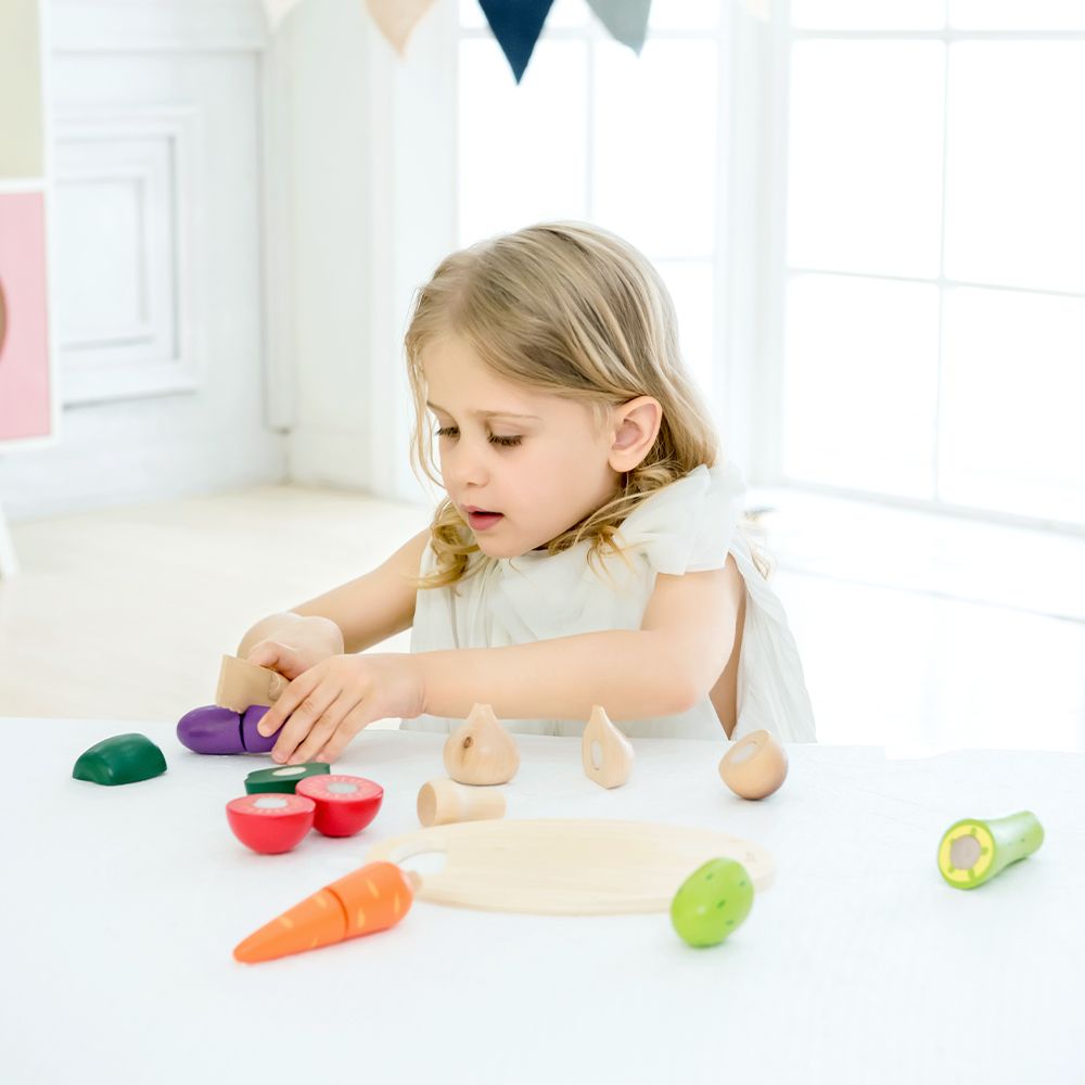 Classic World Cutting Vegetables Puzzle for toddlers. MOD & TOD