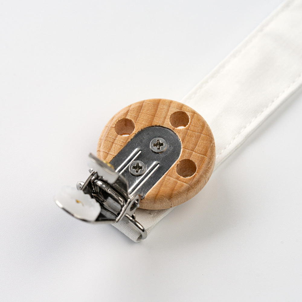 River & Oak Baby Dummy Pacifier Clip - White | modandtod.com