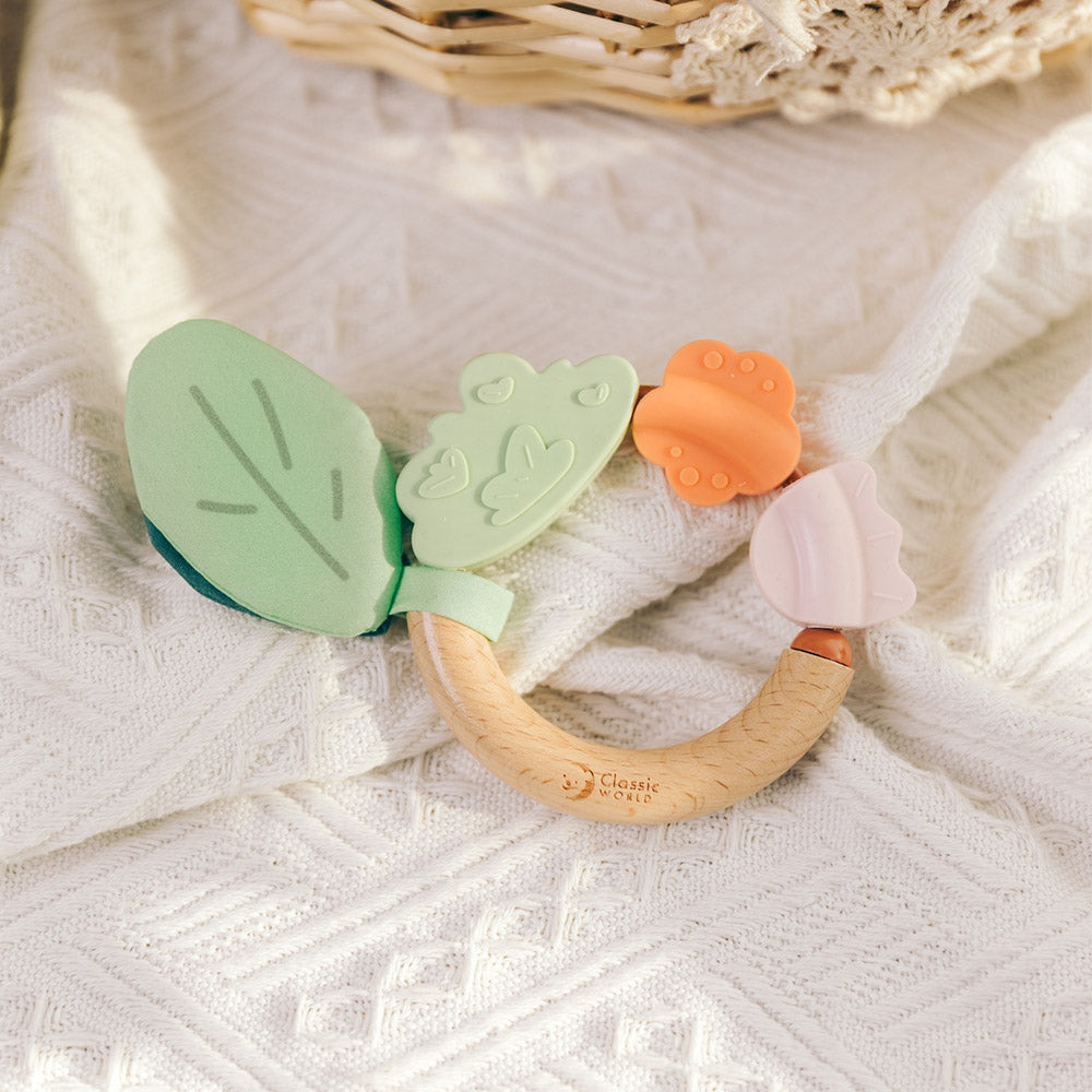 Classic World Grass Teether for teething baby. MOD & TOD