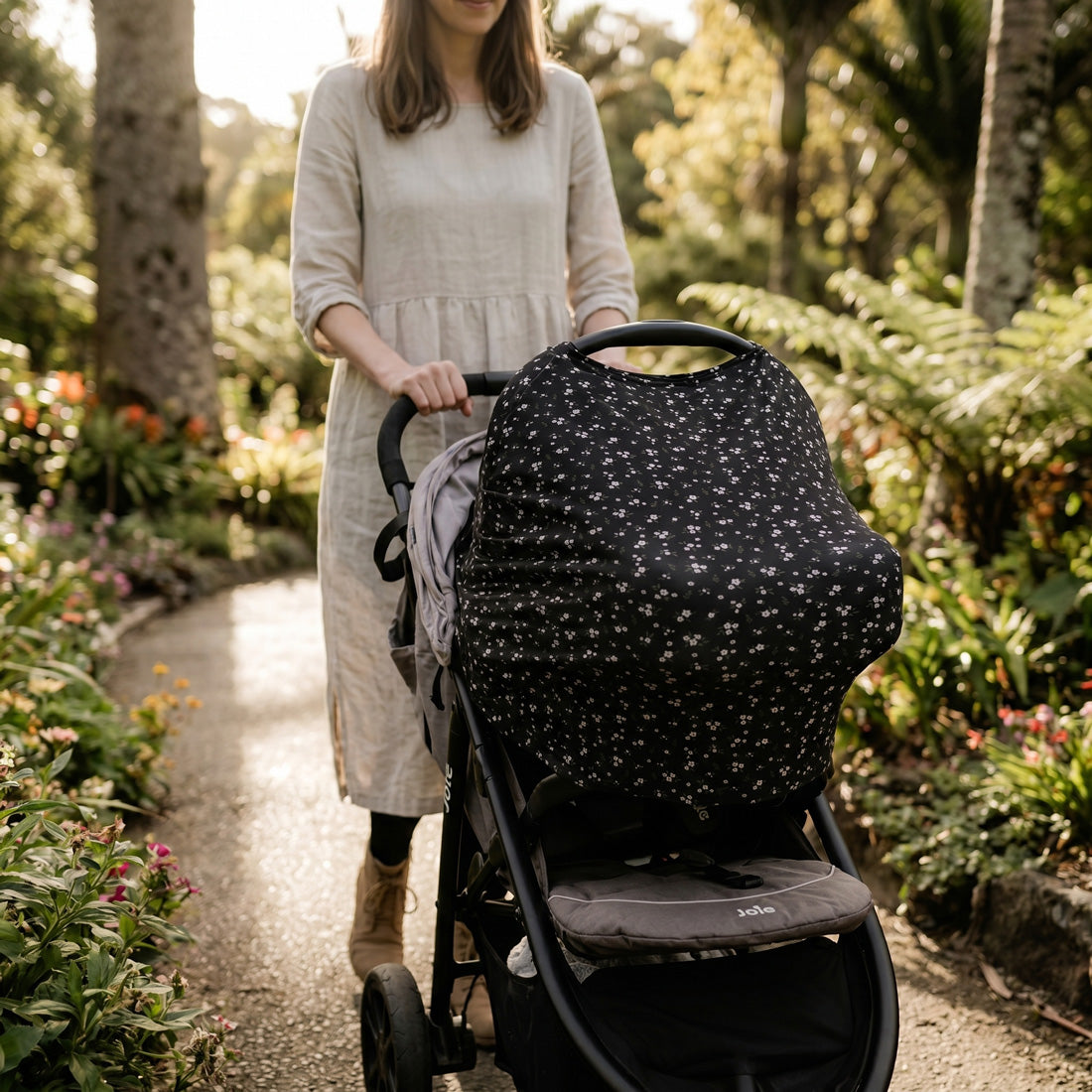 5 in 1 Multi Use Cover - Midnight Bloom - Capsule Cover, Highchair Cover, Shopping Trolley Cover, Breastfeeding Cover, Nursing Scarf - modandtod.com