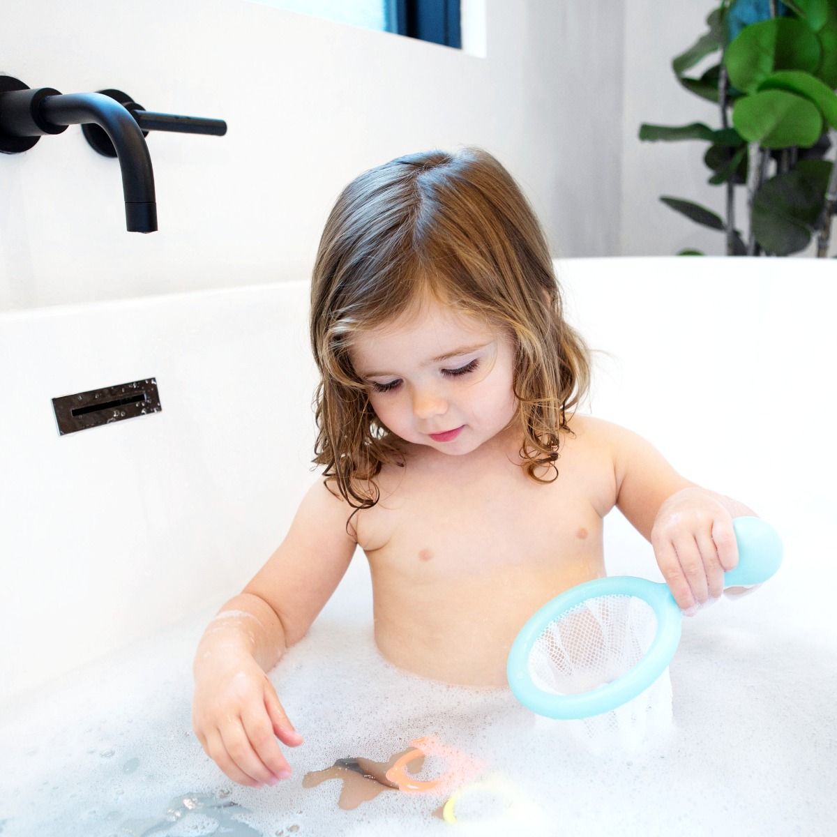 Boon Water Bugs Floating Bath Toy for toddler bath time fun