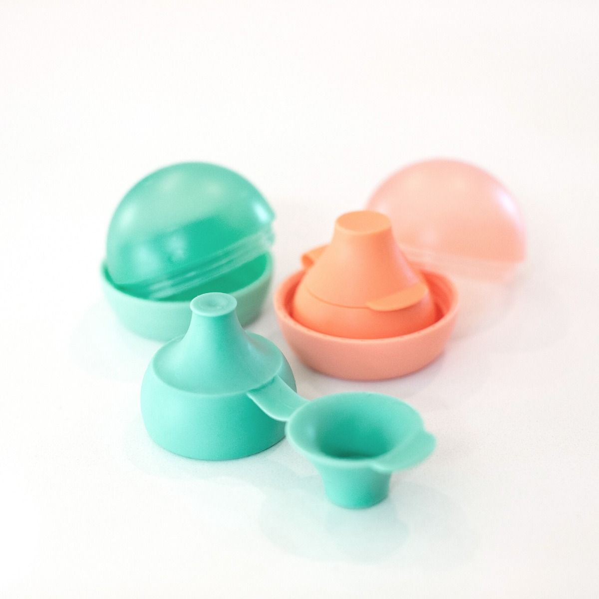 Boon Snug Sip Bottle Topper With Case 2pk for toddlers. MOD & TOD