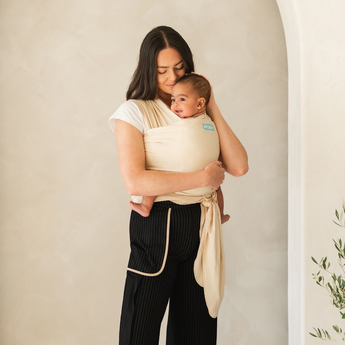 Moby Classic - Sand Dollar for baby wearing. MOD & TOD
