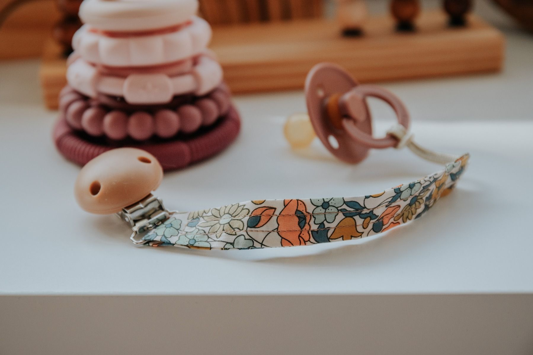 Jellystone Designs Dummy Clip - Retro Garden | modandtod.com