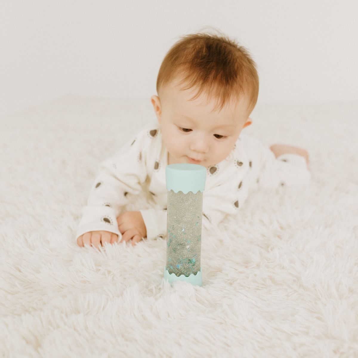 Jellystone Designs Baby Calm Down Bottle - Soft Mint | Baby Sensory Comfort Toy | modandtod.com