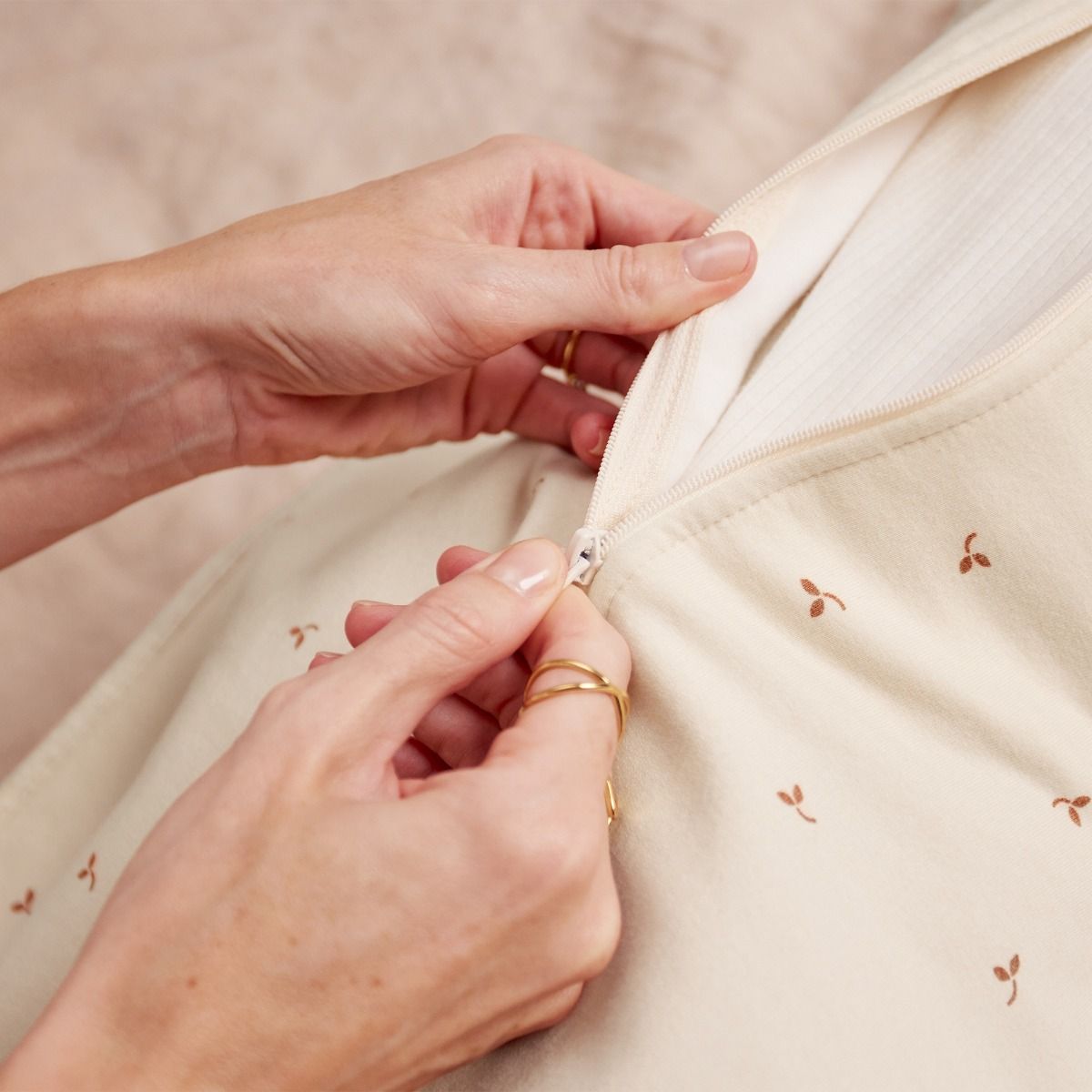 Love to Dream Swaddle Up™ Transition Bag All Seasons 1.5 TOG - Twigs for baby. MOD & TOD