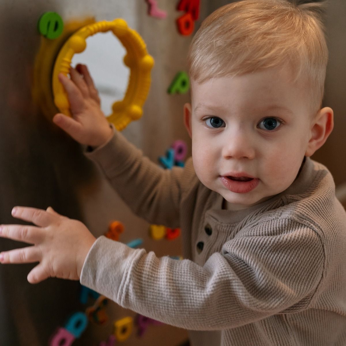 Mobi Lookee sensory bath mirror for baby and toddler bathtime fun. MOD & TOD