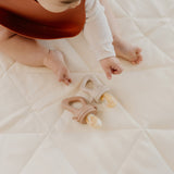 Fresh Food Feeder in Speckled Cream for baby starting solids. Introduce food safely to baby. Self-feeding.